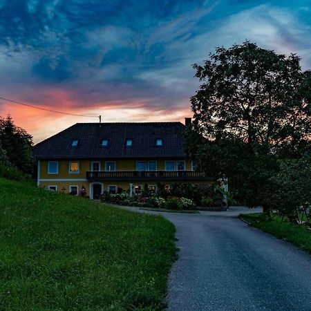 Ferienhof Am Landsberg Obergrunburg Exterior photo